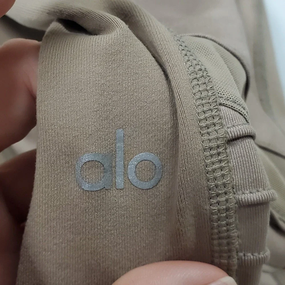 Alo Womens Stacked Pull On Tapered Leggings Size S Beige Low Rise Athletic Gym